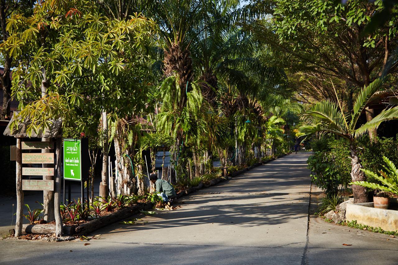 Country Lake View Hotel Suphan Buri Eksteriør bilde