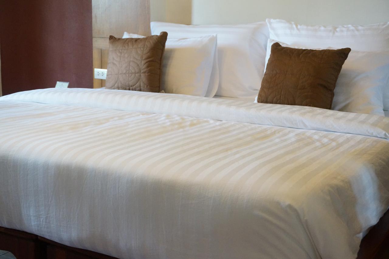 Country Lake View Hotel Suphan Buri Eksteriør bilde