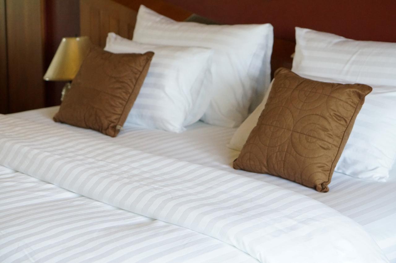 Country Lake View Hotel Suphan Buri Eksteriør bilde