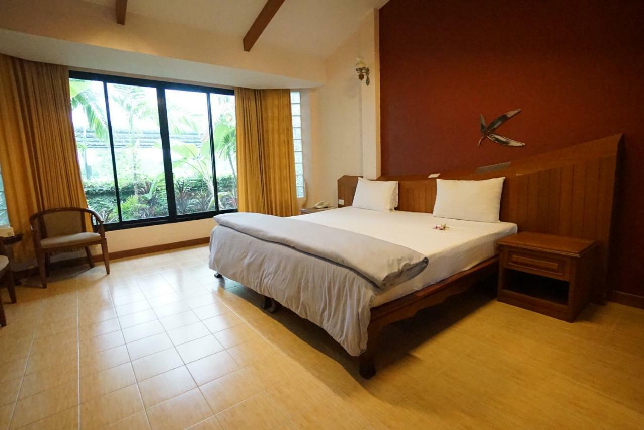 Country Lake View Hotel Suphan Buri Eksteriør bilde